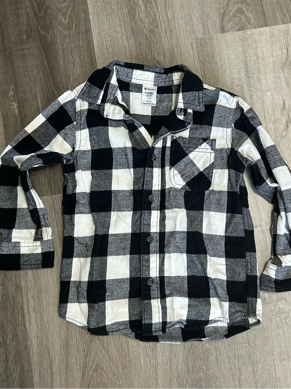 ❤️5 FOR $25❤️Flannel Plaid Button-Down Shirt for Kids Black & White size 4 - 5